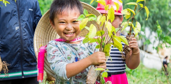 planting-tree-novotel-nha-trang-2