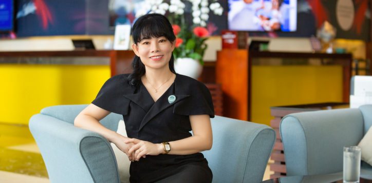 phuong-nguyen-indoor-seated-1-2